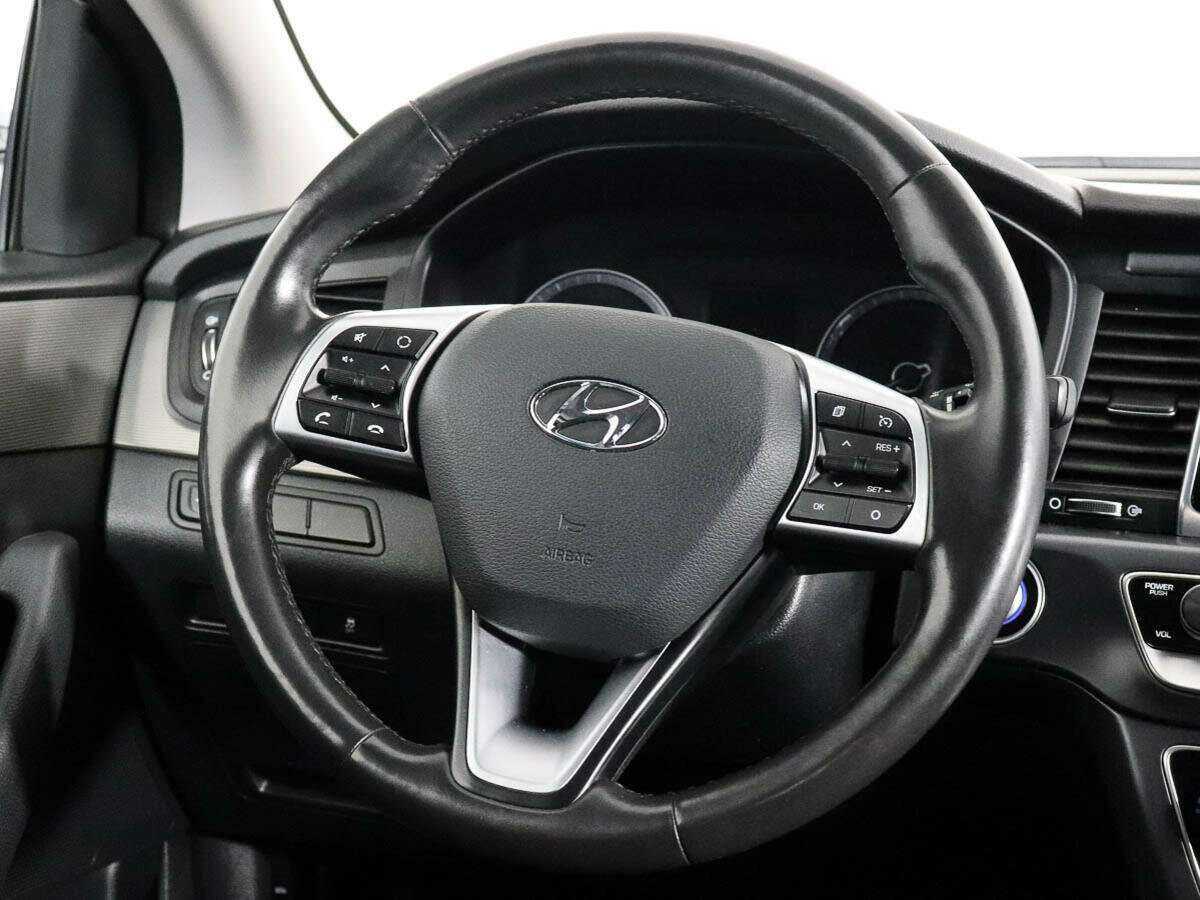 Hyundai Sonata с пробегом — 2018 год. Фото: #12