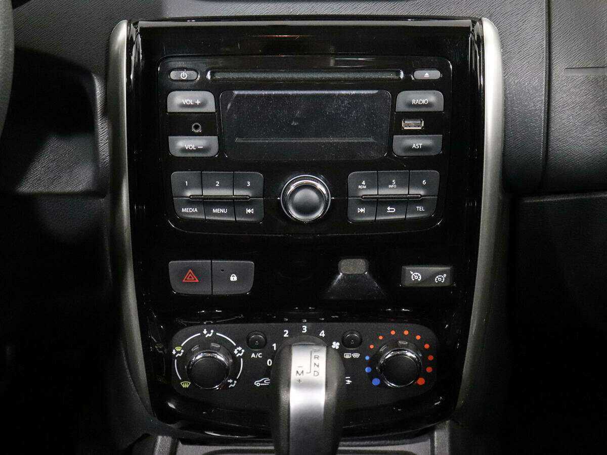 Nissan Terrano с пробегом — 2017 год. Фото: #11