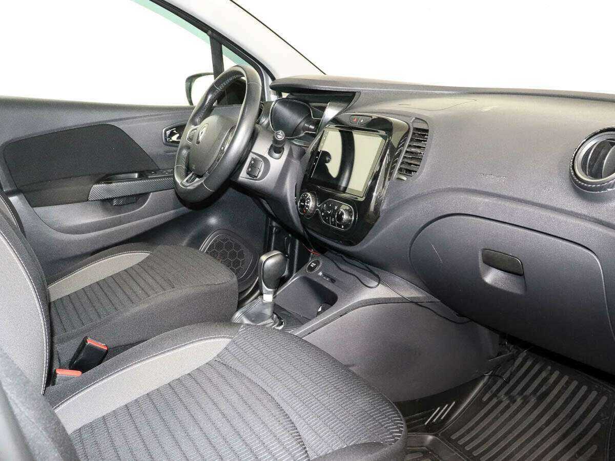 Renault Kaptur с пробегом — 2017 год. Фото: #6