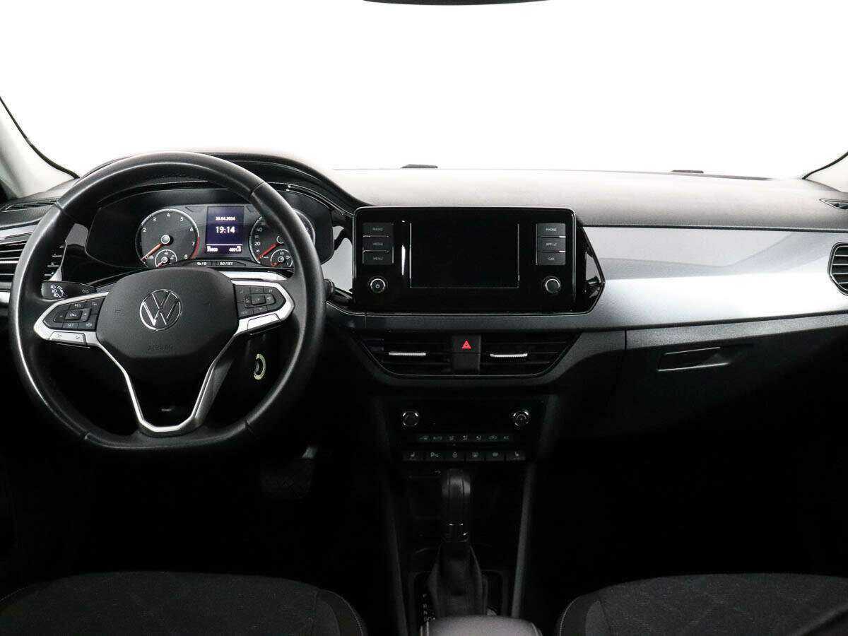 Volkswagen Polo с пробегом — 2022 год. Фото: #10