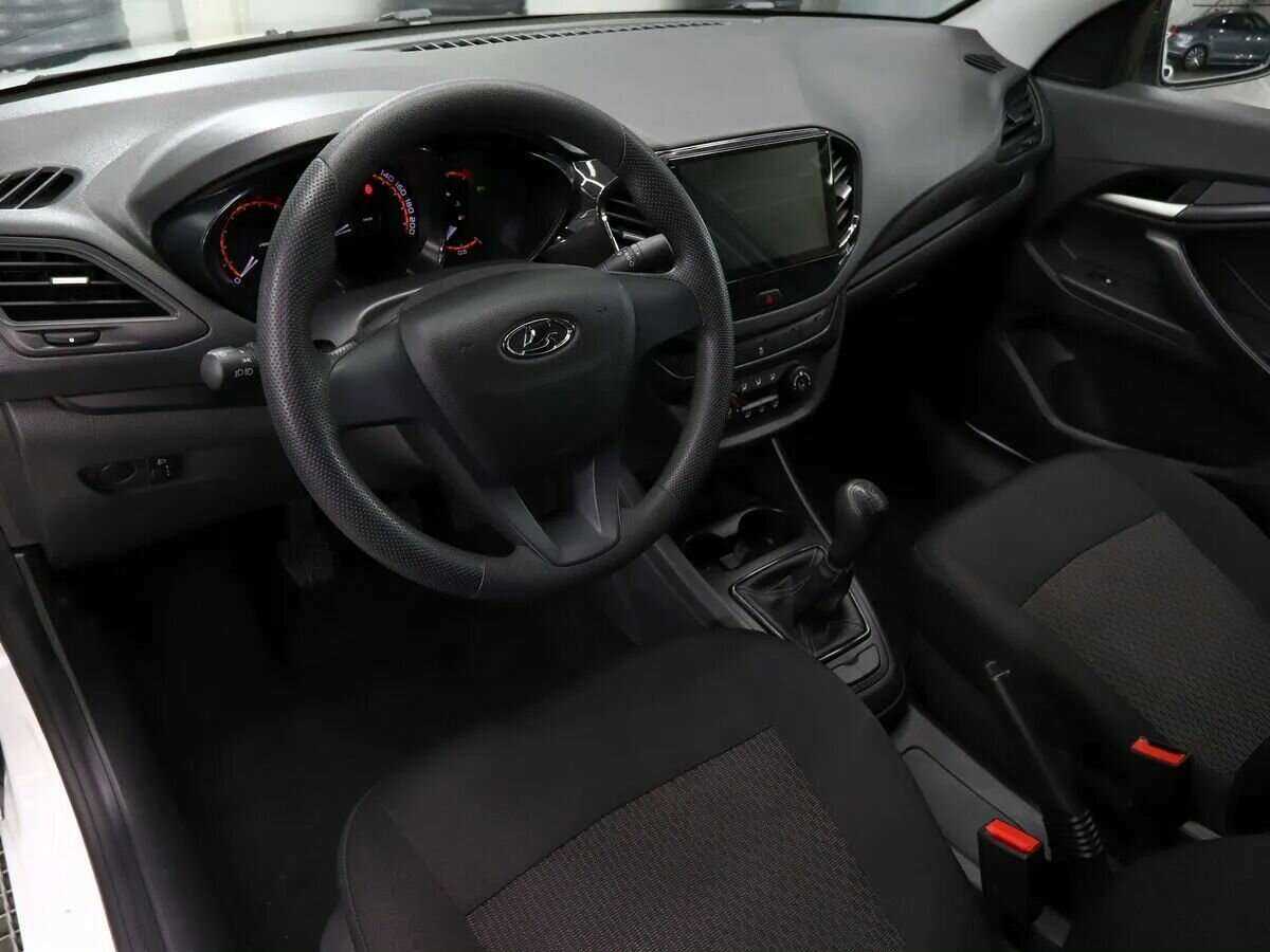 Lada (ВАЗ) Vesta с пробегом — 2021 год. Фото: #7