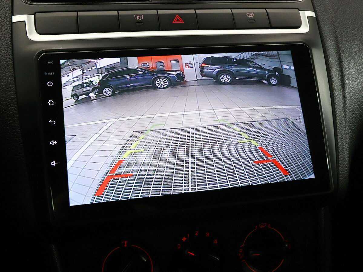 Volkswagen Polo с пробегом — 2017 год. Фото: #15