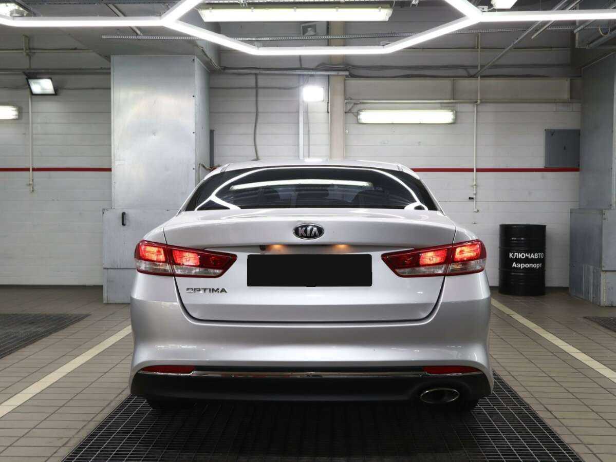 Kia Optima с пробегом — 2016 год. Фото: #5