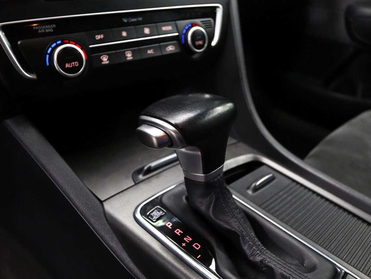 Kia Optima с пробегом — 2016 год. Фото: #15