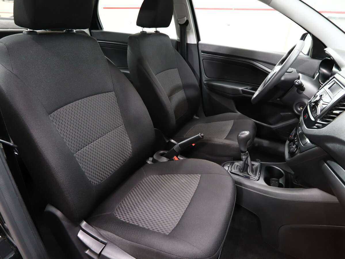 Lada (ВАЗ) Vesta с пробегом — 2020 год. Фото: #7