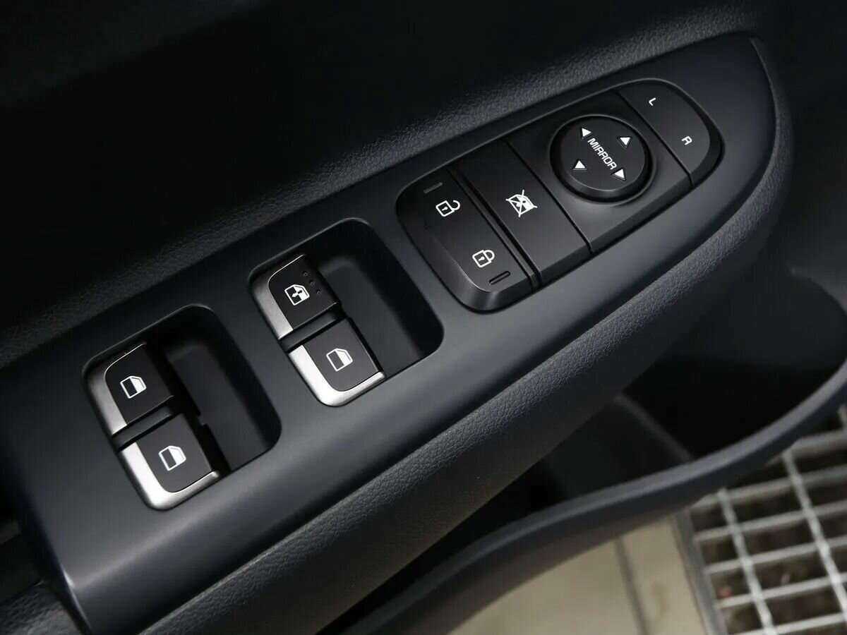 Kia Rio с пробегом — 2021 год. Фото: #5