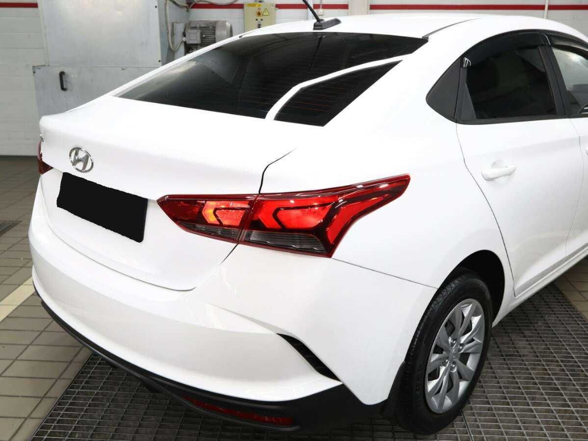 Hyundai Solaris с пробегом — 2021 год. Фото: #3