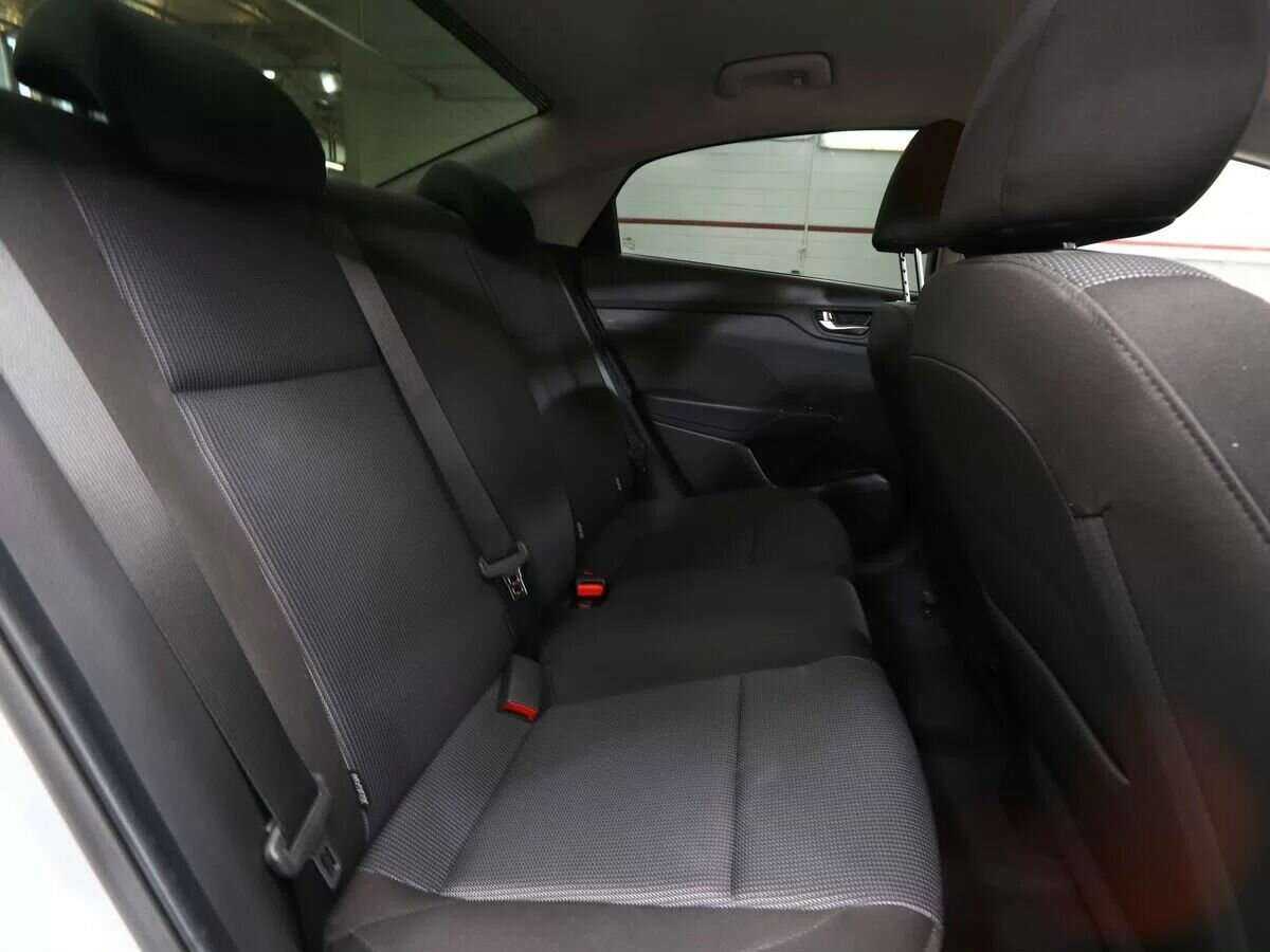 Hyundai Solaris с пробегом — 2021 год. Фото: #14