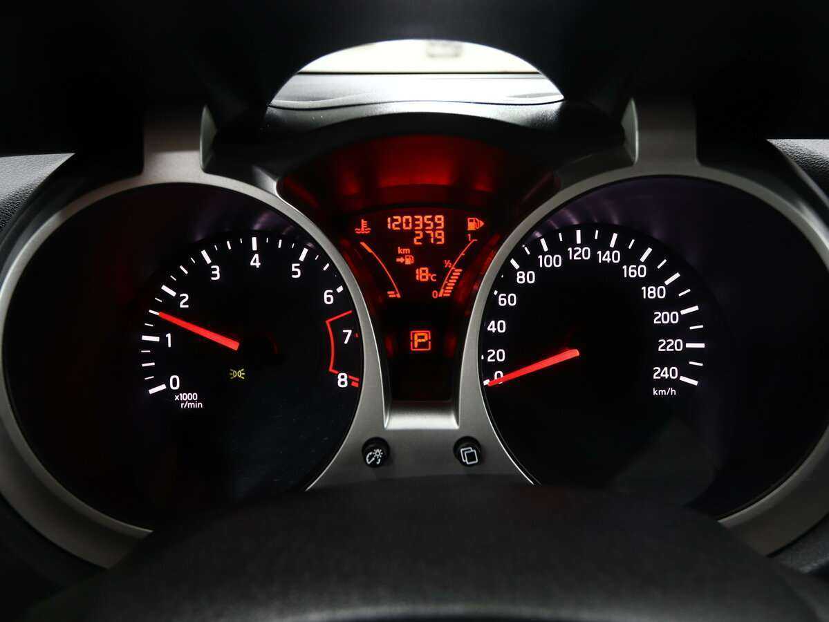 Nissan Juke с пробегом — 2013 год. Фото: #16