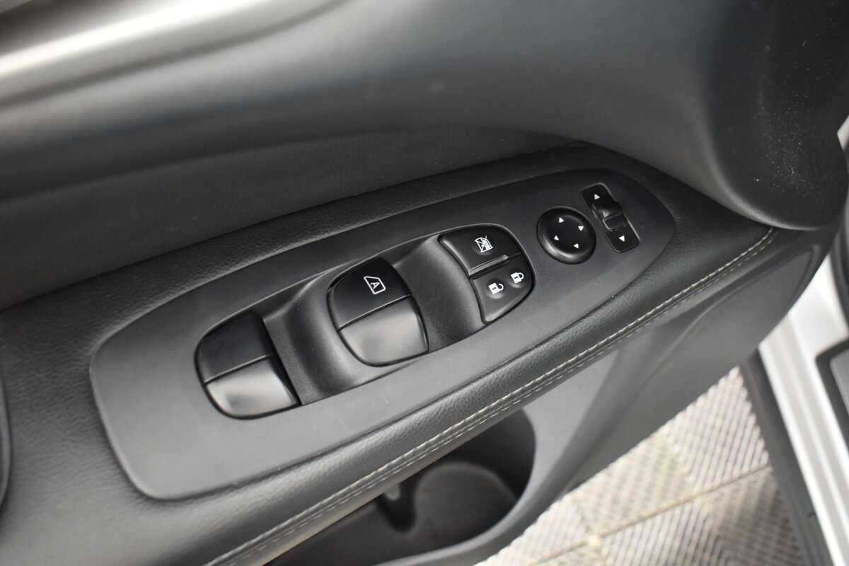 Nissan Pathfinder с пробегом — 2015 год. Фото: #8