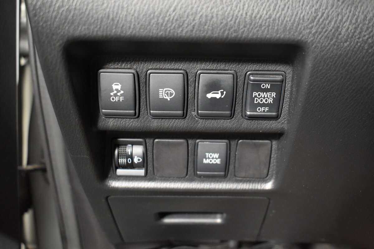 Nissan Pathfinder с пробегом — 2015 год. Фото: #21