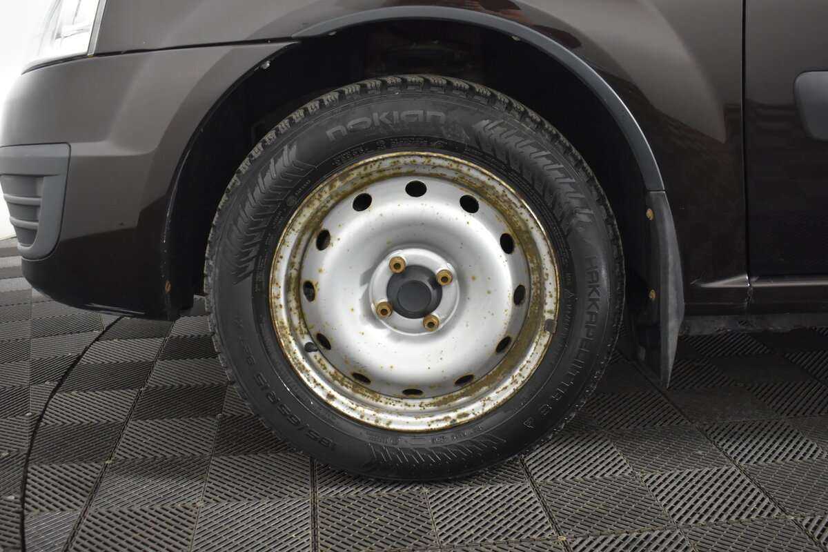 Lada (ВАЗ) Largus с пробегом — 2018 год. Фото: #6