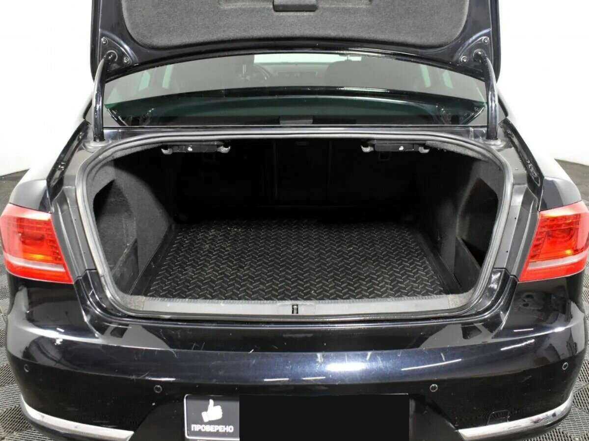 Volkswagen Passat с пробегом — 2014 год. Фото: #7