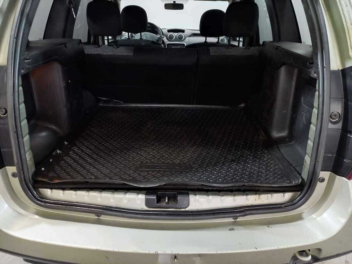 Renault Duster с пробегом — 2014 год. Фото: #14