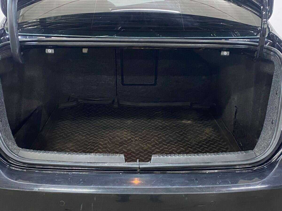 Volkswagen Jetta с пробегом — 2013 год. Фото: #16