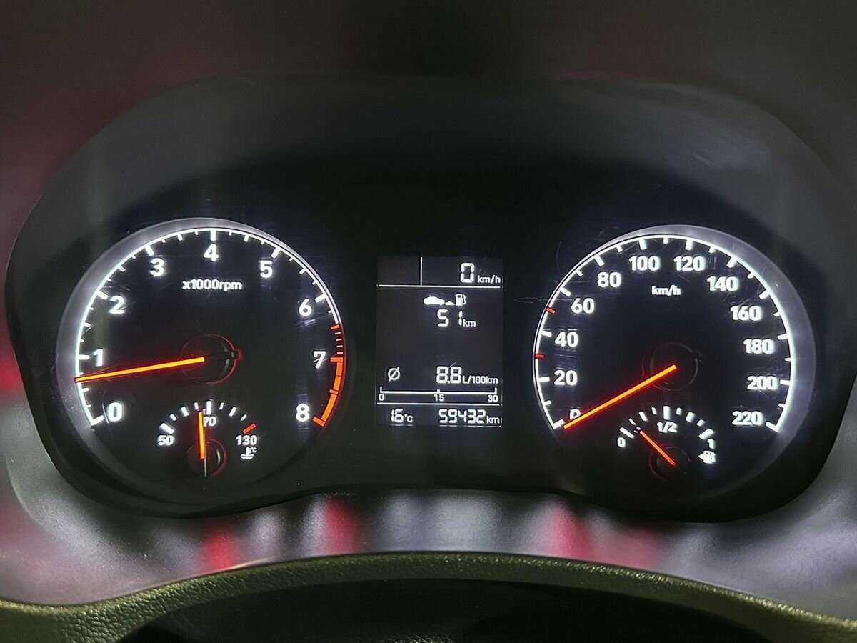 Hyundai Solaris с пробегом — 2019 год. Фото: #11