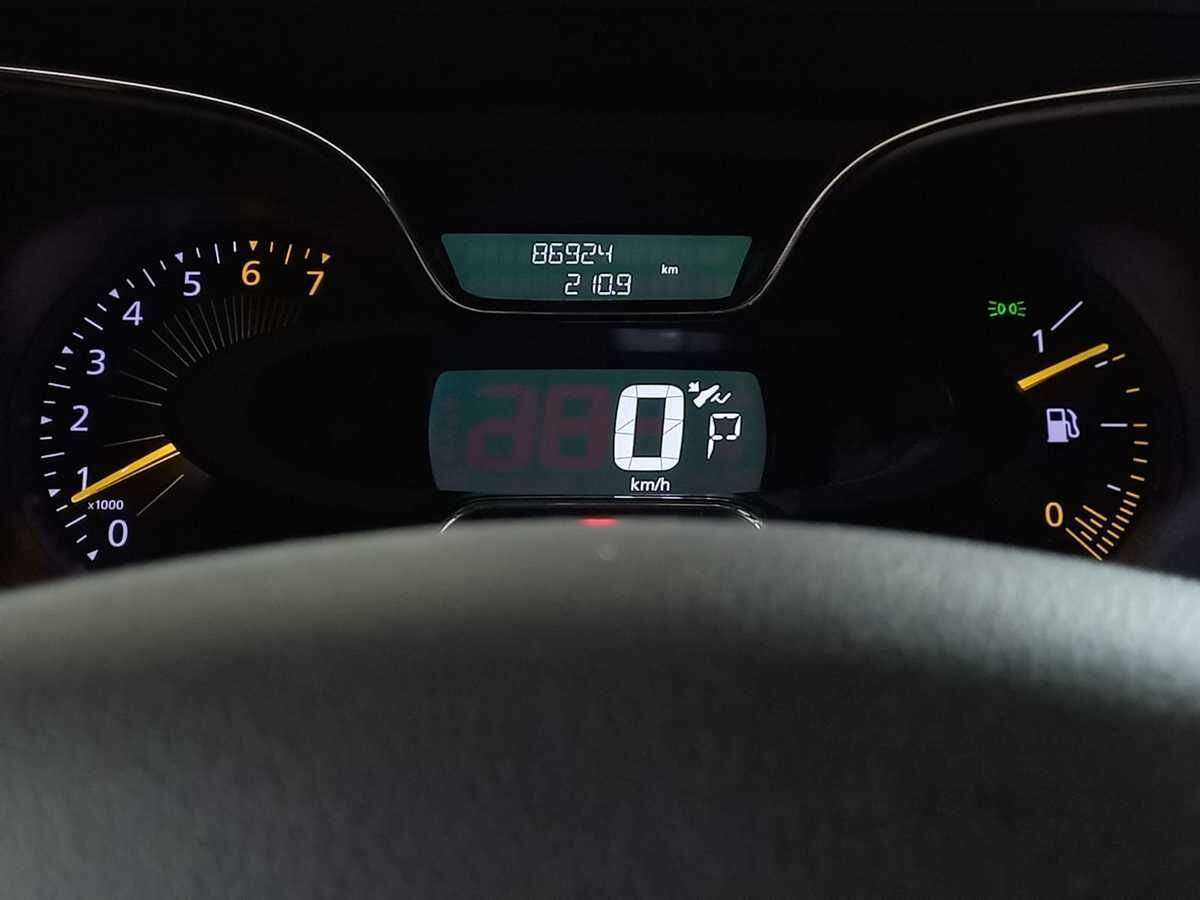 Renault Kaptur с пробегом — 2016 год. Фото: #11