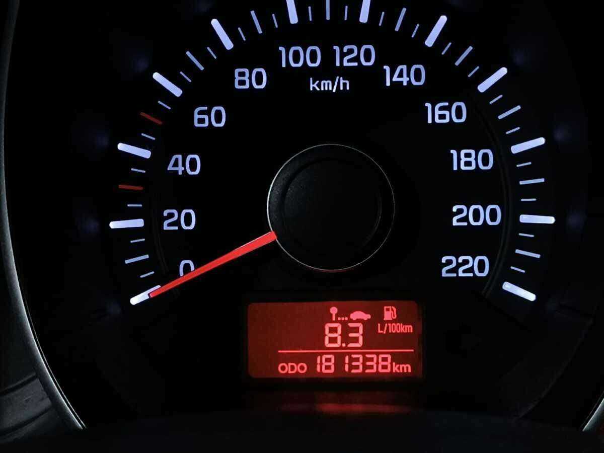 Kia Rio с пробегом — 2012 год. Фото: #11