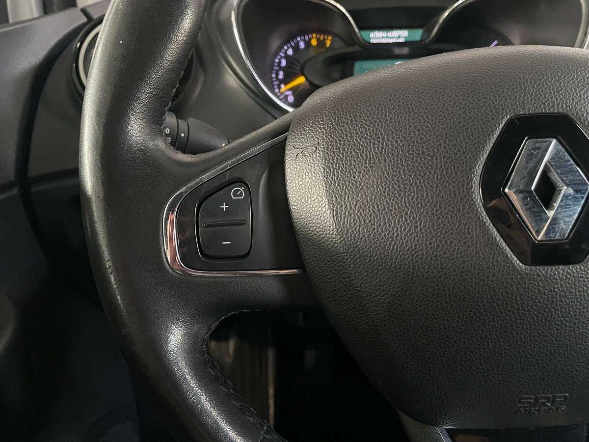 Renault Kaptur с пробегом — 2016 год. Фото: #10