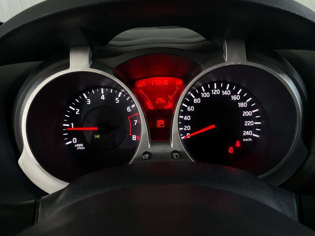 Nissan Juke с пробегом — 2014 год. Фото: #12