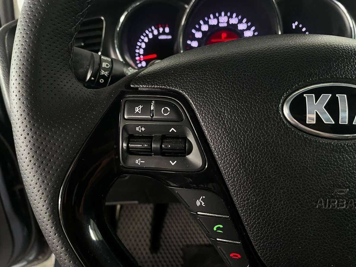 Kia Ceed с пробегом — 2013 год. Фото: #10