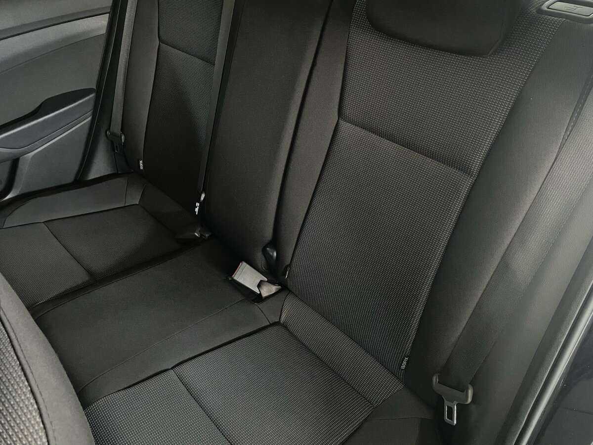 Hyundai Solaris с пробегом — 2019 год. Фото: #17