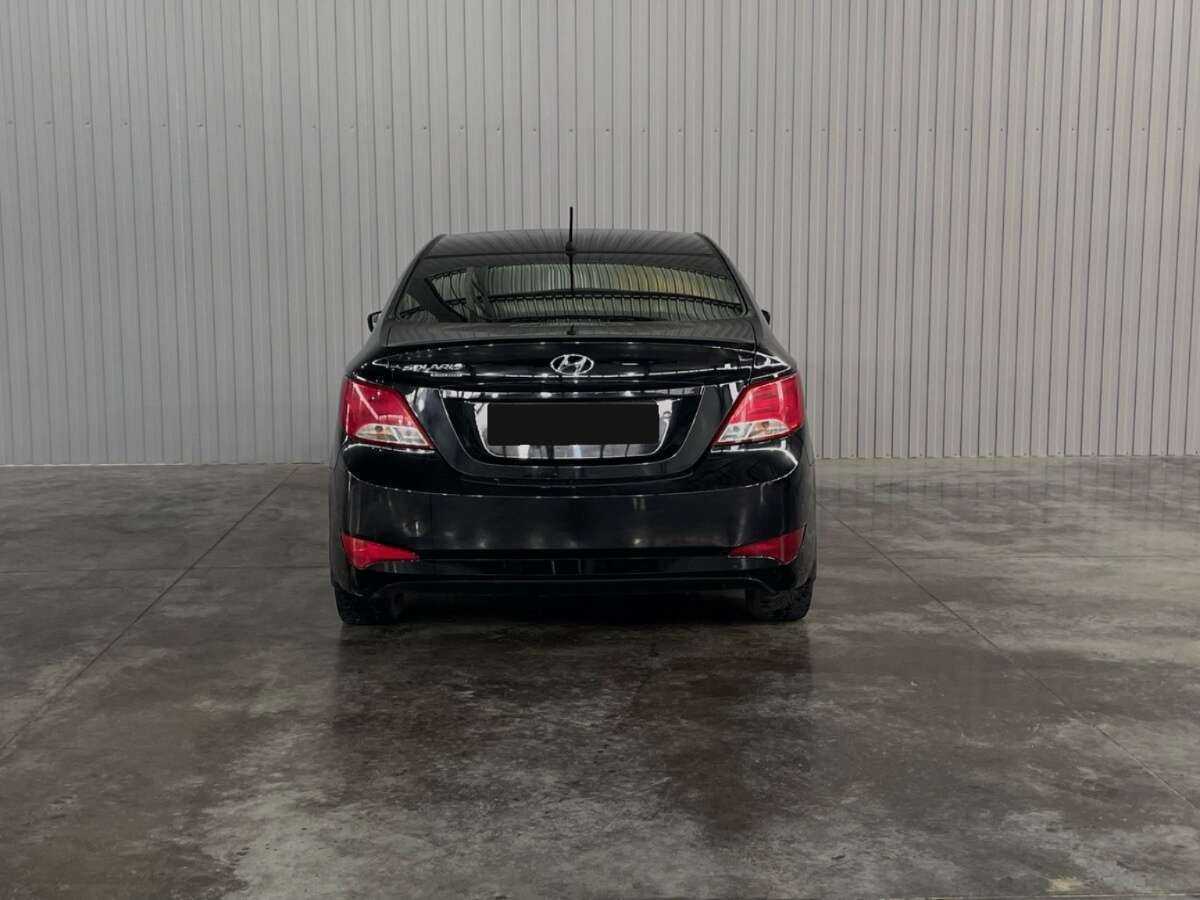 Hyundai Solaris с пробегом — 2016 год. Фото: #5