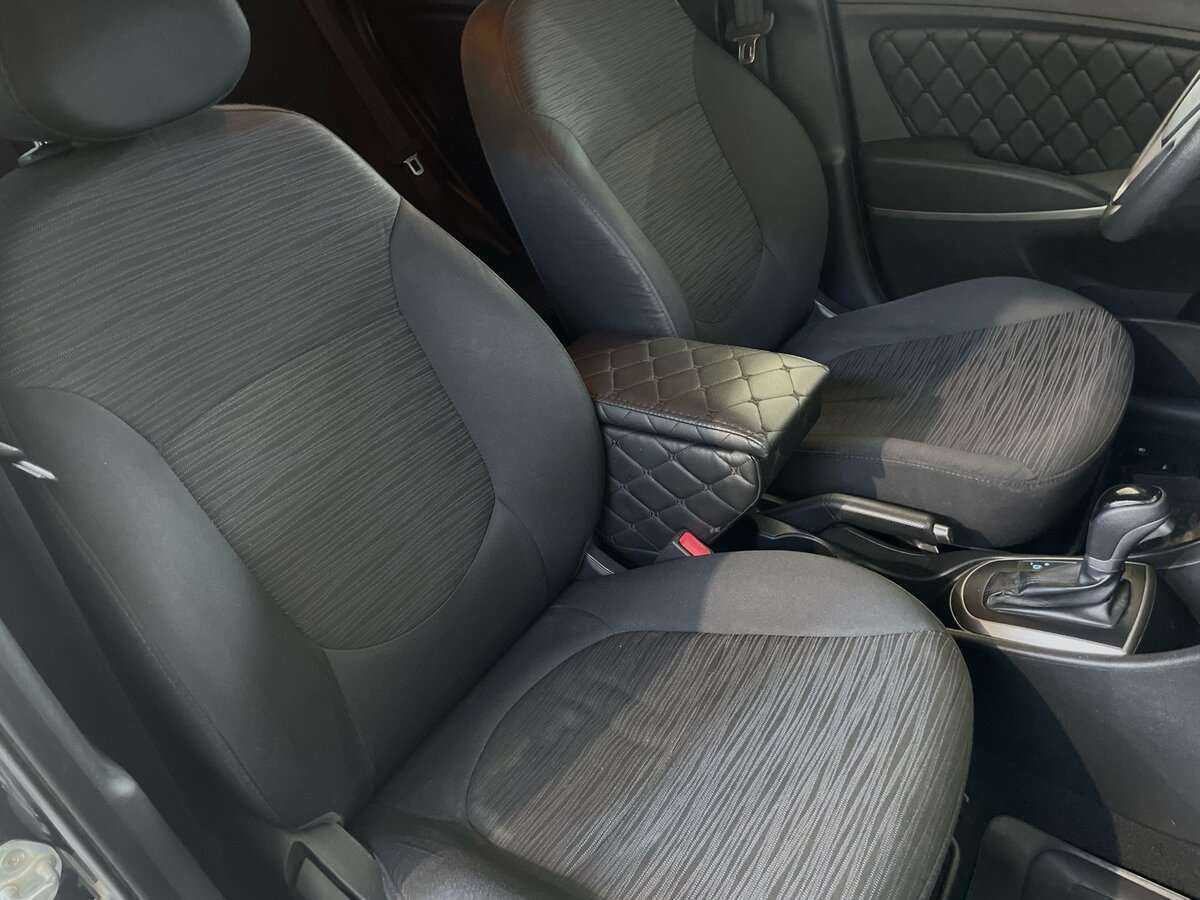 Hyundai Solaris с пробегом — 2016 год. Фото: #14