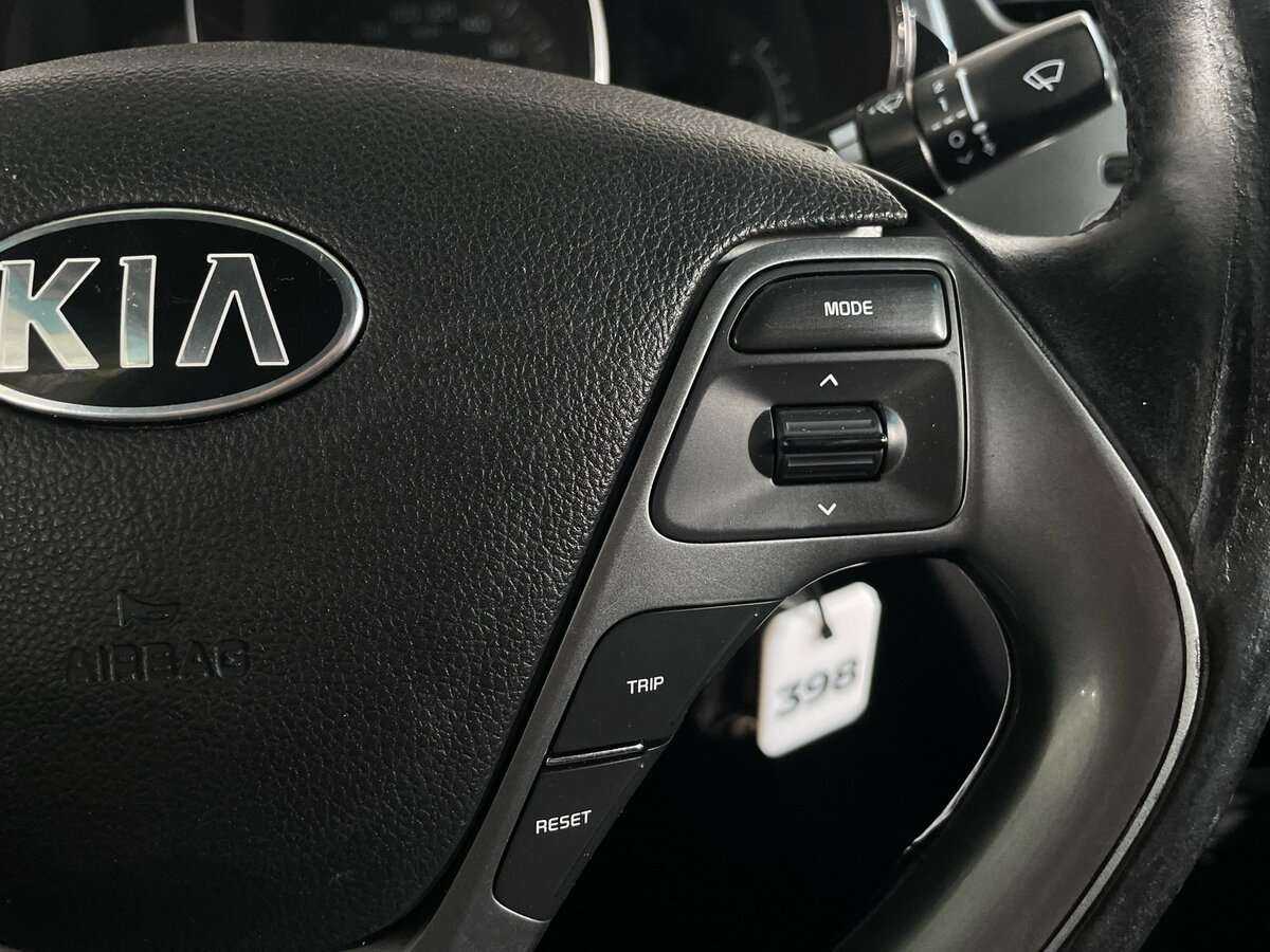 Kia Rio с пробегом — 2015 год. Фото: #11