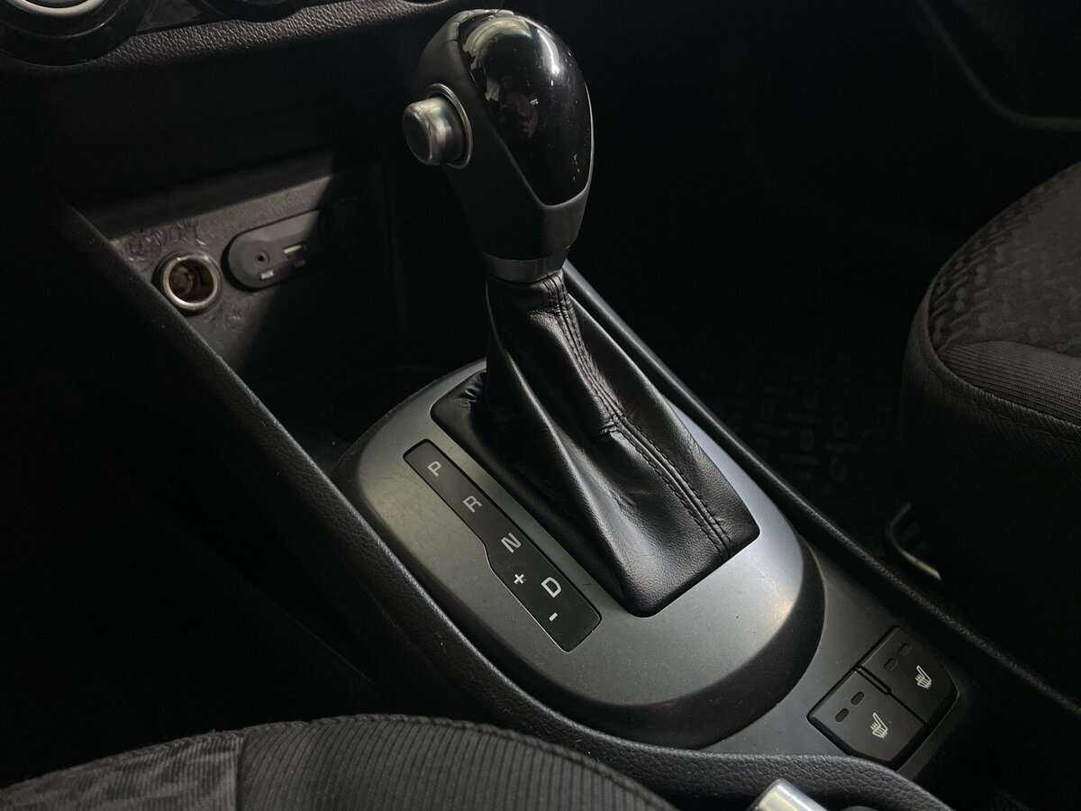 Kia Rio с пробегом — 2015 год. Фото: #15