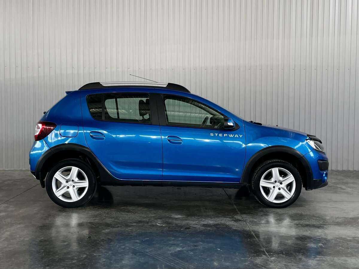 Renault Sandero с пробегом — 2018 год. Фото: #3