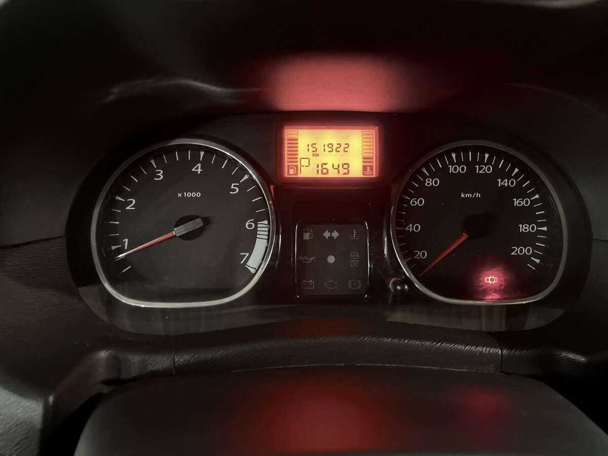 Renault Duster с пробегом — 2012 год. Фото: #10