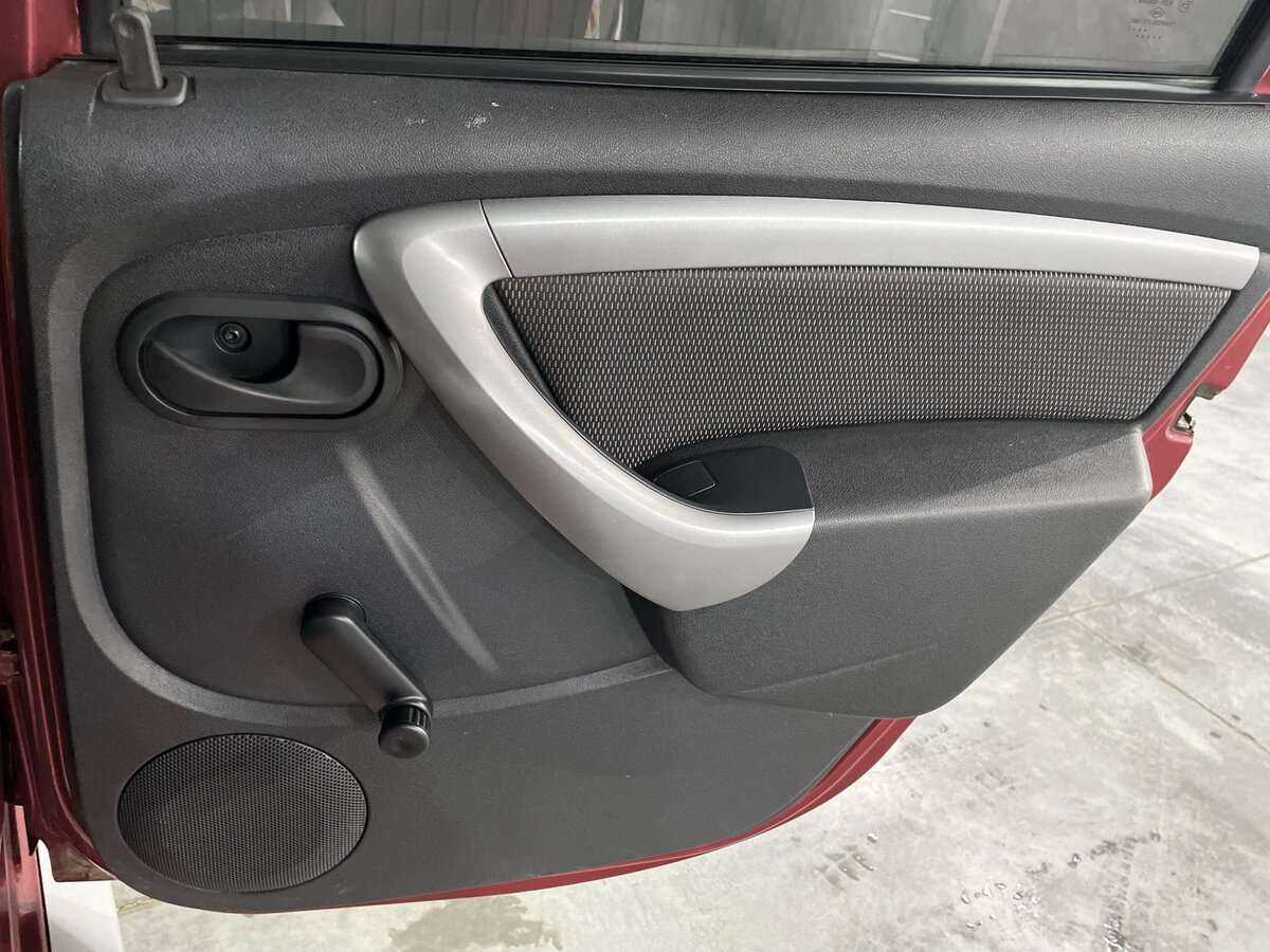 Renault Duster с пробегом — 2012 год. Фото: #19