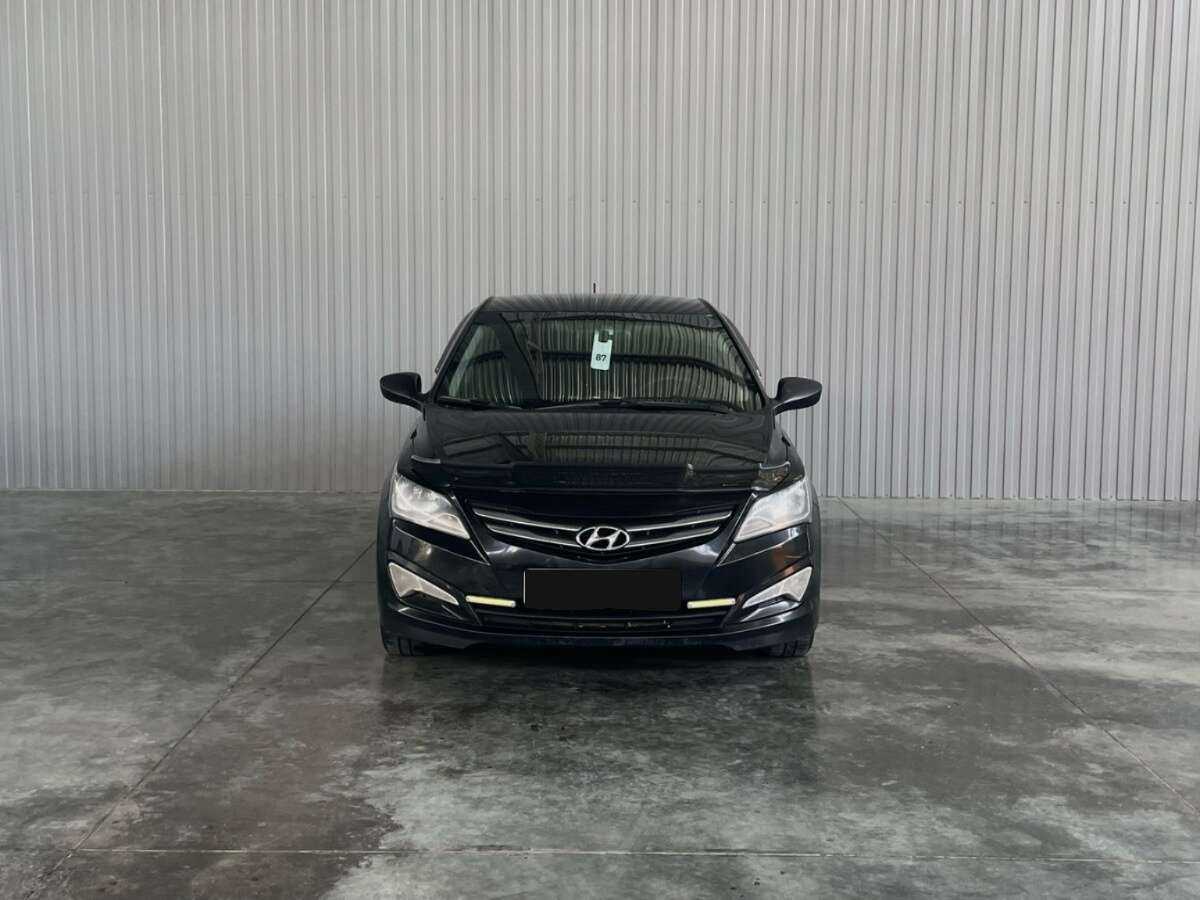 Hyundai Solaris с пробегом — 2016 год. Фото: #1