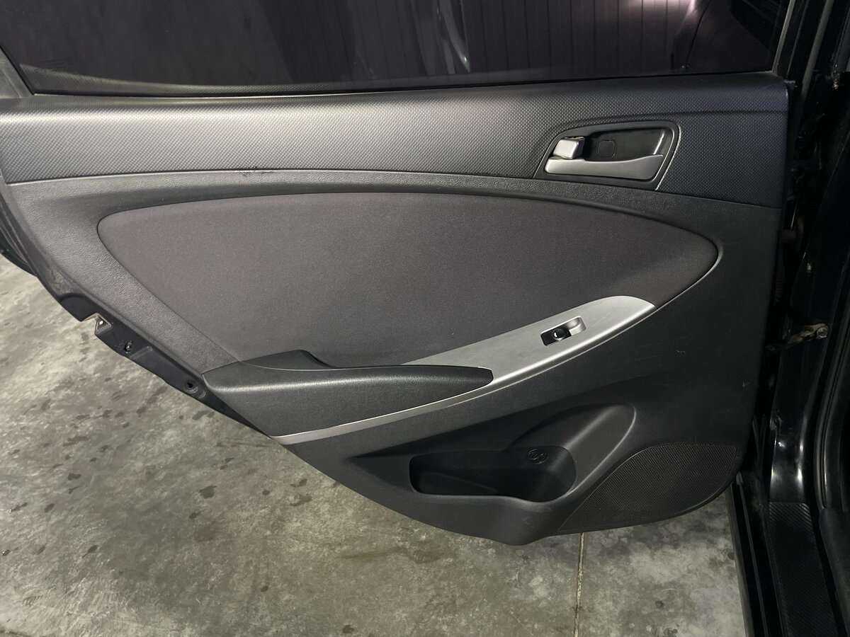 Hyundai Solaris с пробегом — 2016 год. Фото: #20