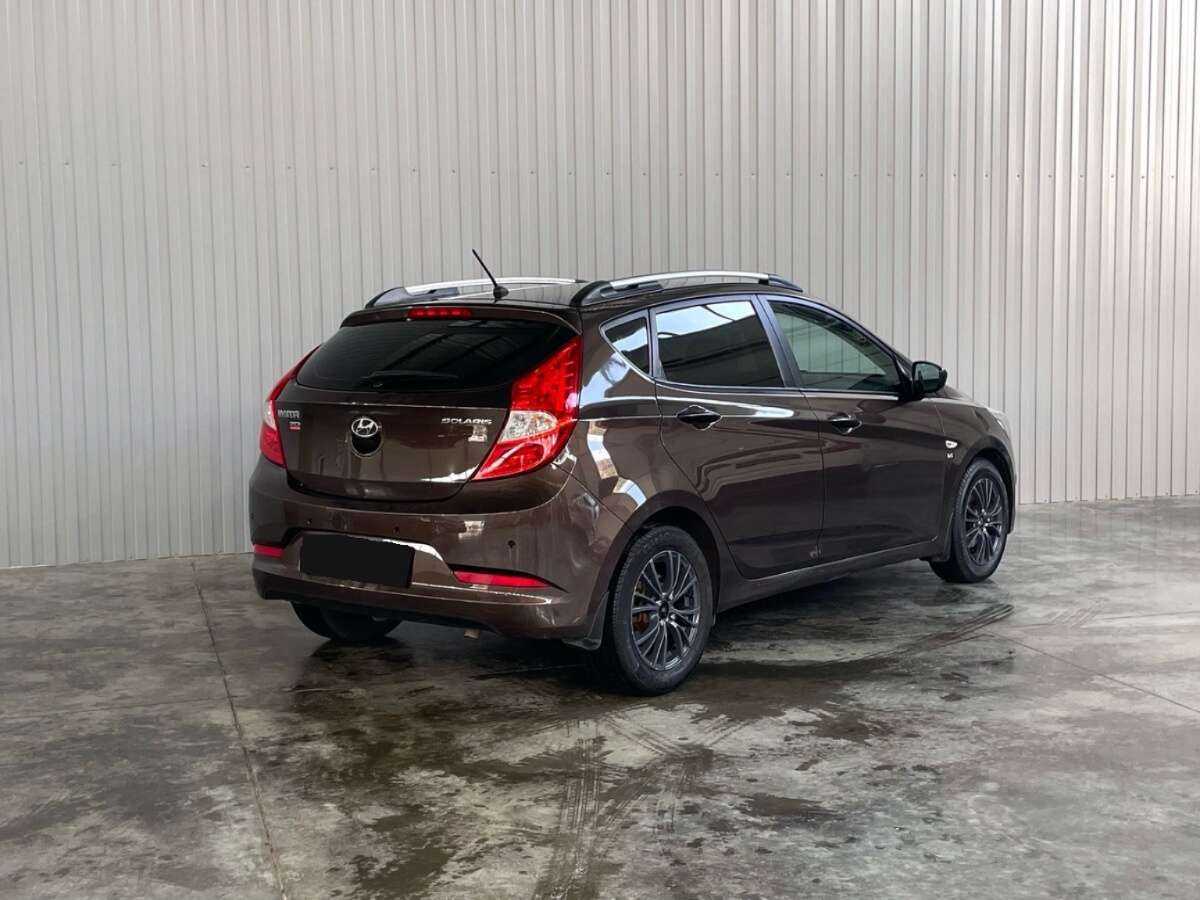 Hyundai Solaris с пробегом — 2015 год. Фото: #4