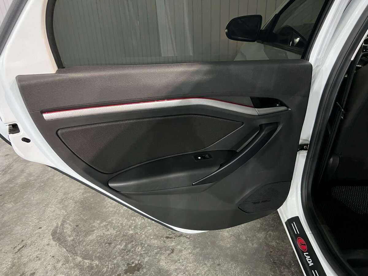 Lada (ВАЗ) Vesta с пробегом — 2020 год. Фото: #15