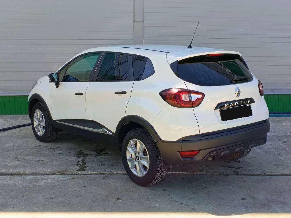 Renault Kaptur с пробегом — 2017 год. Фото: #6