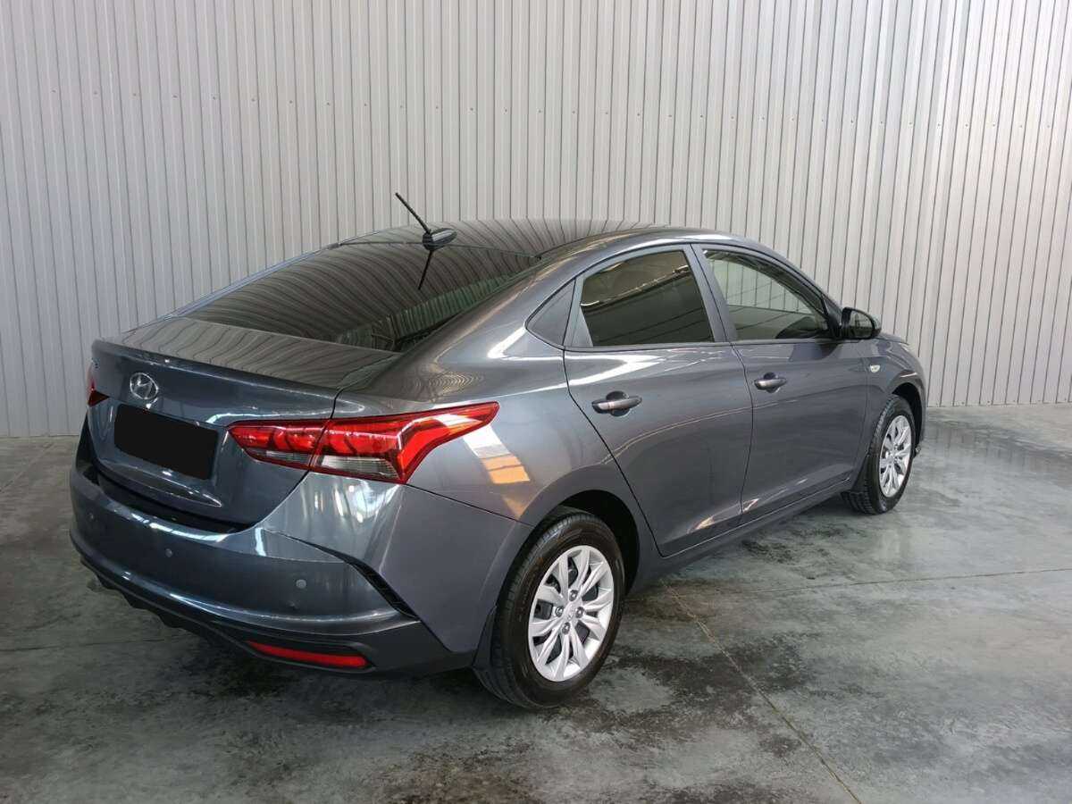 Hyundai Solaris с пробегом — 2022 год. Фото: #4