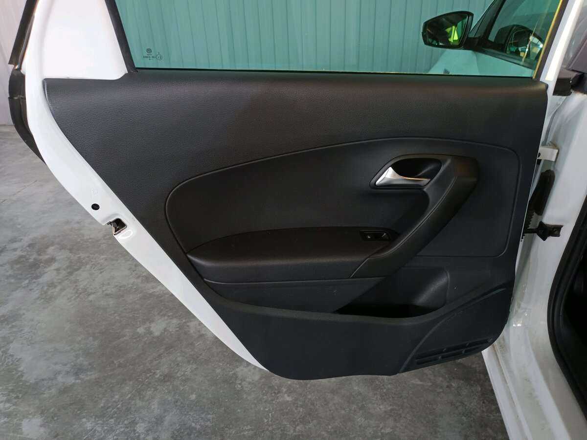 Volkswagen Polo с пробегом — 2019 год. Фото: #19