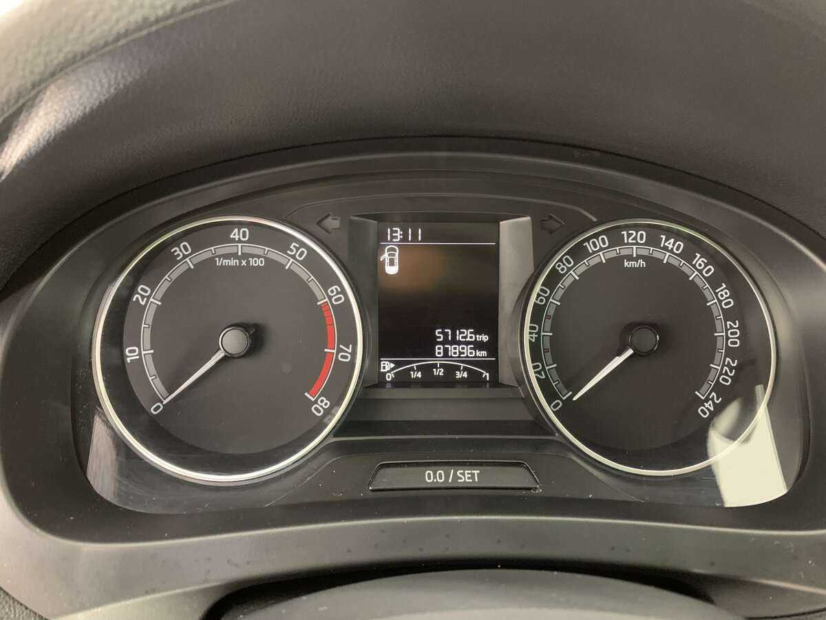 Skoda Rapid с пробегом — 2019 год. Фото: #10