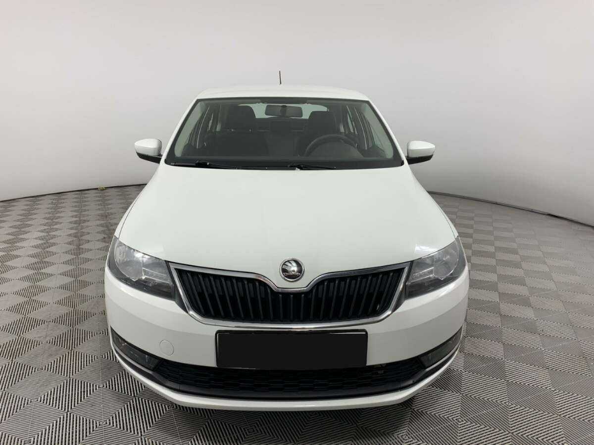 Skoda Rapid с пробегом — 2019 год. Фото: #1