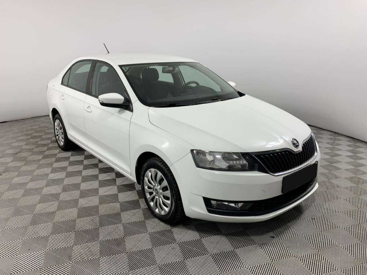 Skoda Rapid с пробегом — 2019 год. Фото: #2