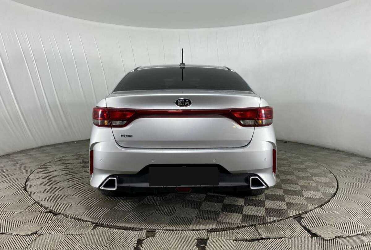 Kia Rio с пробегом — 2021 год. Фото: #5