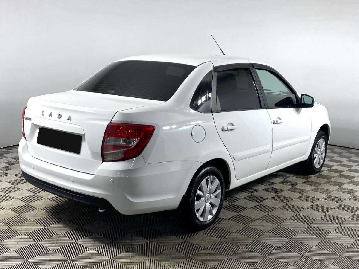 Lada (ВАЗ) Granta с пробегом — 2022 год. Фото: #4