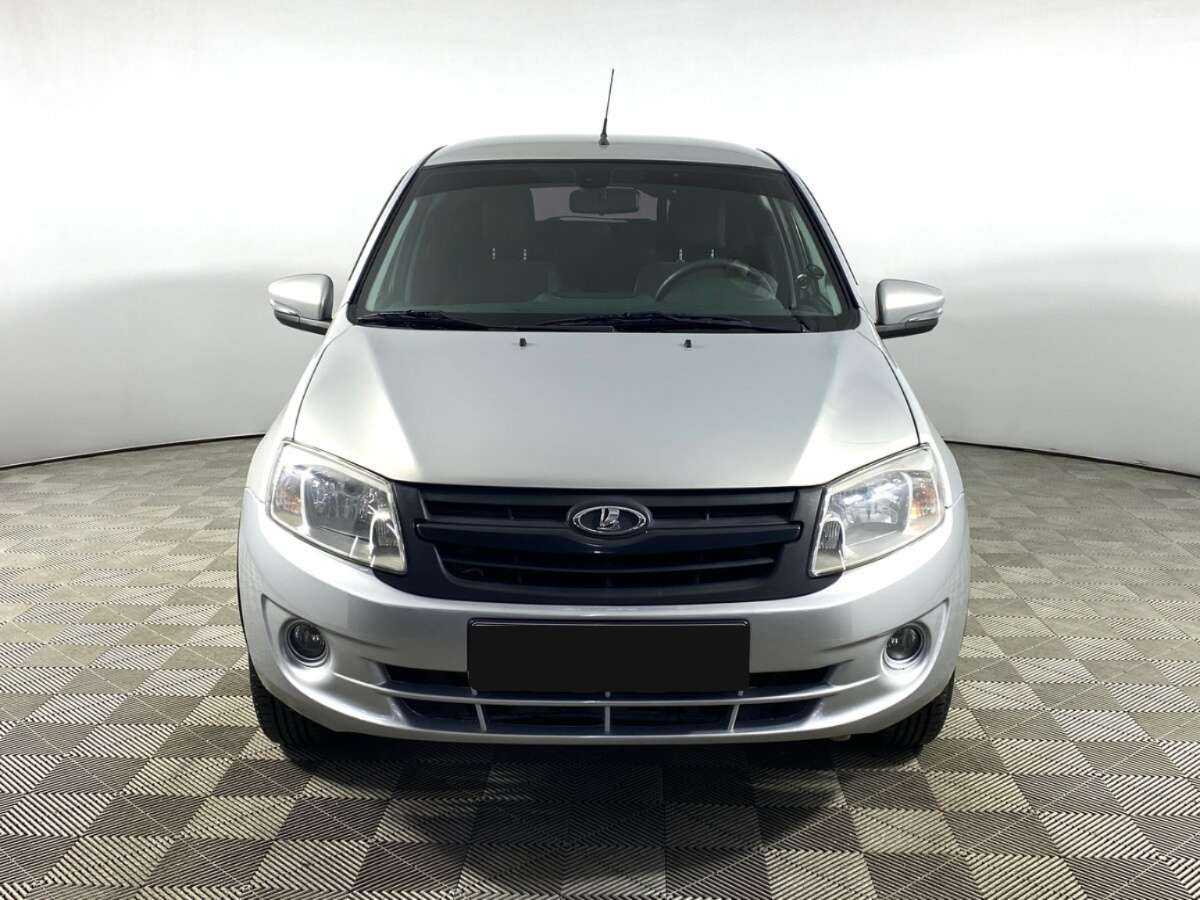 Lada (ВАЗ) Granta с пробегом — 2014 год. Фото: #1