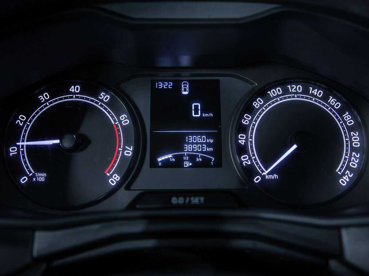 Skoda Rapid с пробегом — 2021 год. Фото: #12