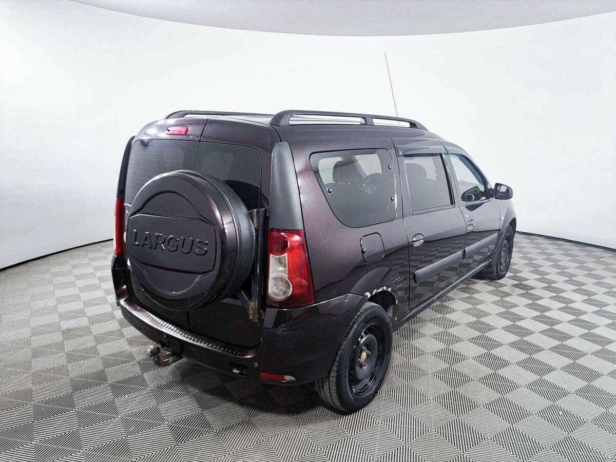 Lada (ВАЗ) Largus с пробегом — 2015 год. Фото: #4