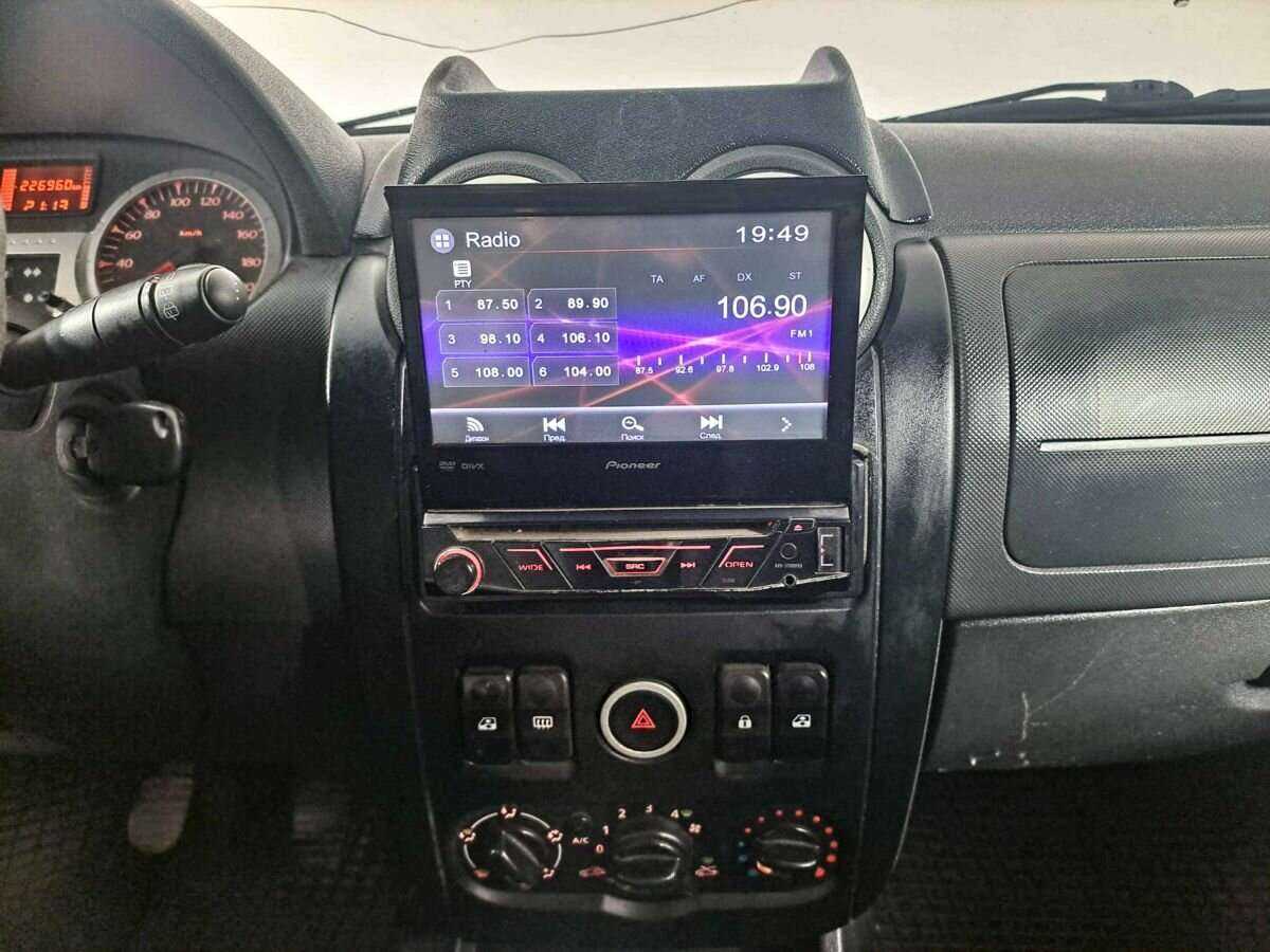 Lada (ВАЗ) Largus с пробегом — 2015 год. Фото: #14