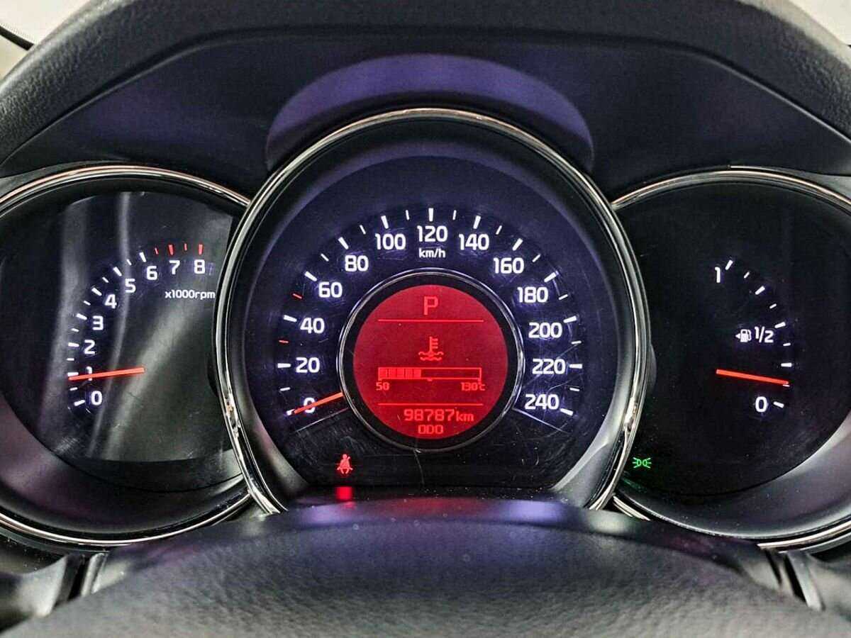 Kia Ceed с пробегом — 2013 год. Фото: #8